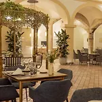 Ξενοδοχείο Ilunion Palace 5*