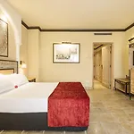 Ilunion Palace 5*