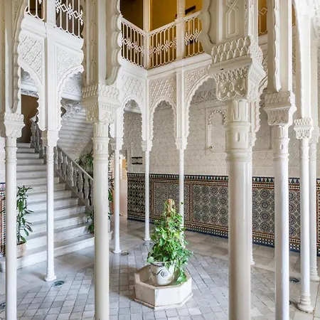 فندق Ilunion Palace 5*