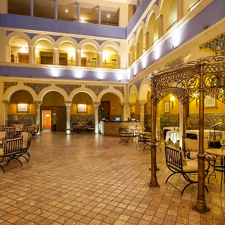 Ilunion Palace 5*