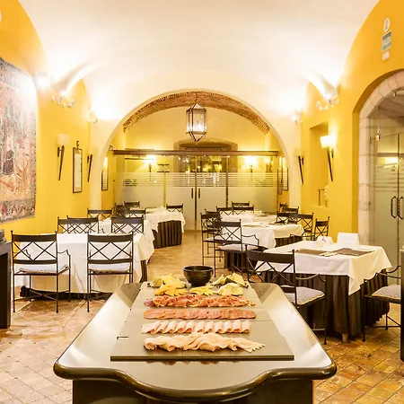 Ilunion Palace Hotel 5*