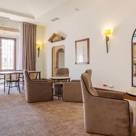 Ilunion Palace Hotel 5*