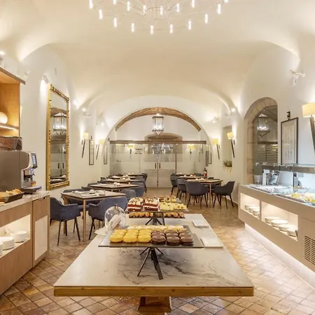 Hotel Ilunion Palace 5*