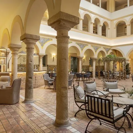 Ilunion Palace 5* Mérida
