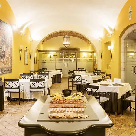 Ilunion Palace 5*