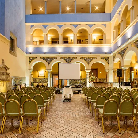 Ilunion Palace 5*