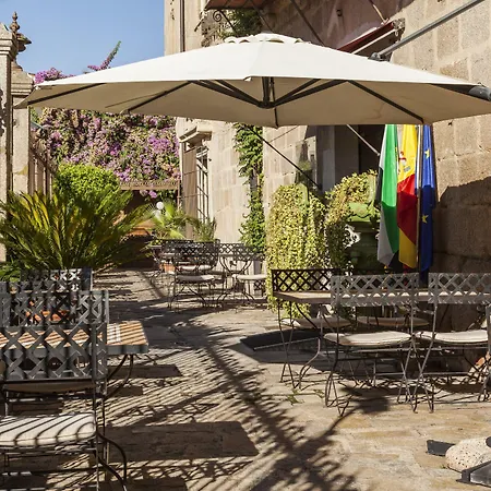 Ilunion Palace Hotel Mérida