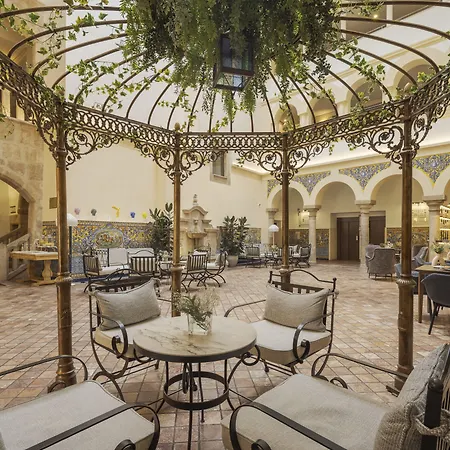 Ilunion Palace Hotel 5*