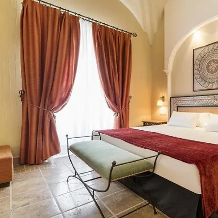 Ilunion Palace 5*