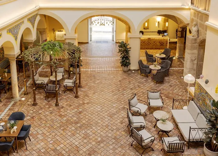 Ilunion Palace Hotel Mérida