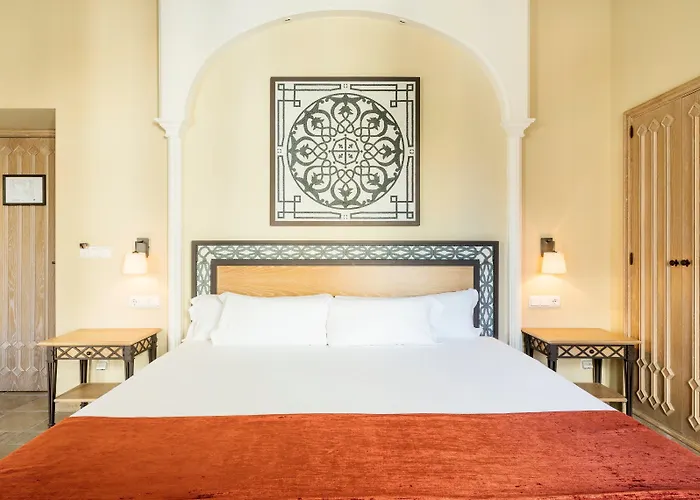 Ilunion Palace Szálloda 5*