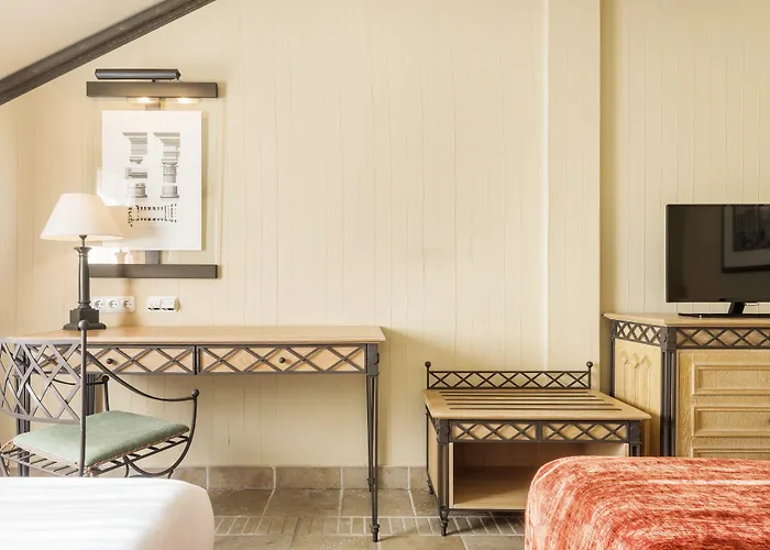 Отель Ilunion Palace Мерида