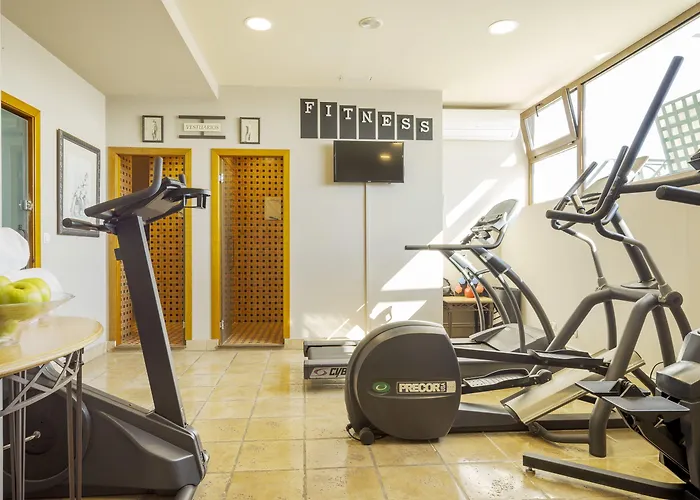 Ilunion Palace Szálloda