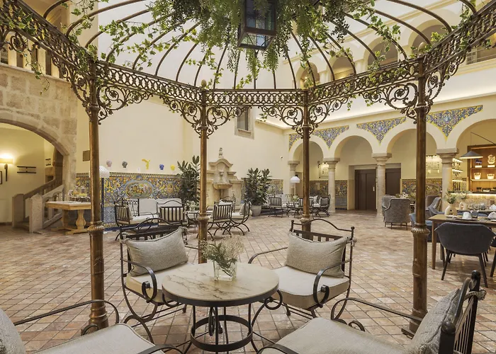 Ilunion Palace Hotel 5*