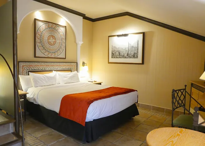 Ilunion Palace Отель